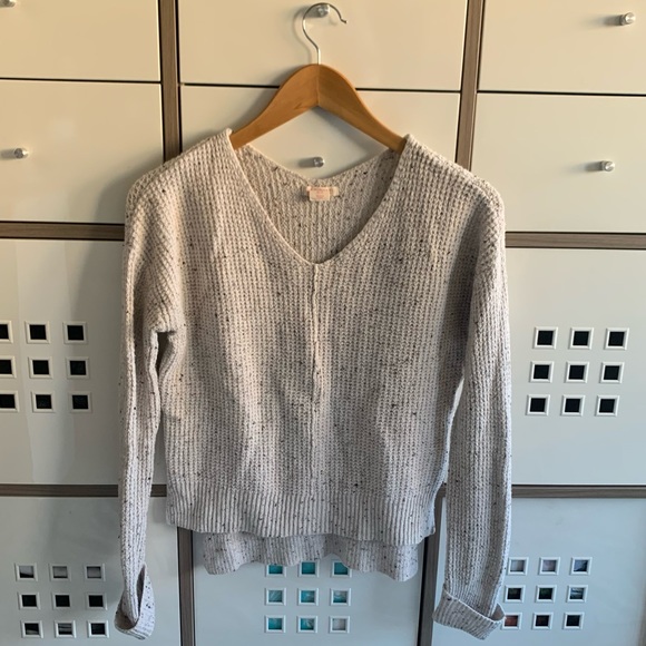 For Thee Cream colored V-neck sweater - Picture 2 of 7